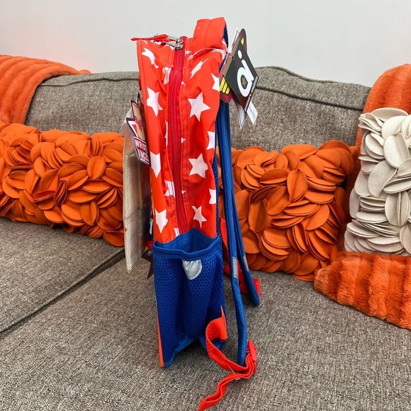 ❣️🆕Accessory Innovations DC Comics Wonder Woman Backpack❣️ - Picture 4 of 12